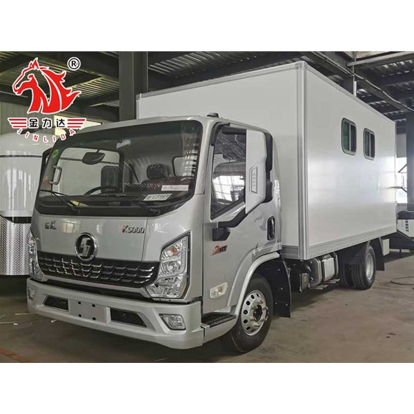 江西自行式运马车